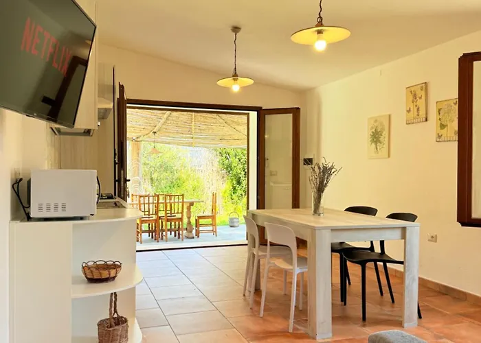 Il Glicine - A 4 Chilometri Dal Mare Di * 奥罗塞伊